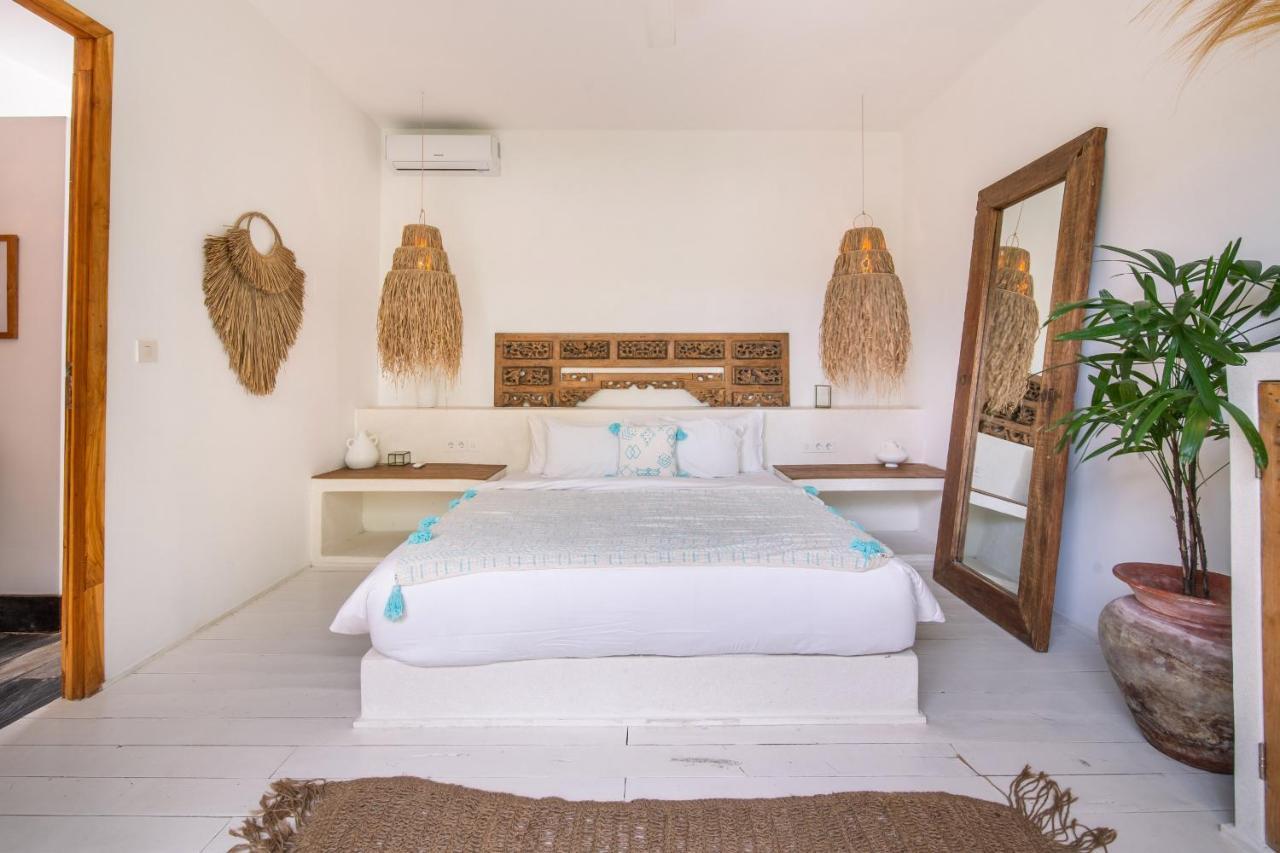 Villa Yogi Surf 2 Canggu Exteriör bild