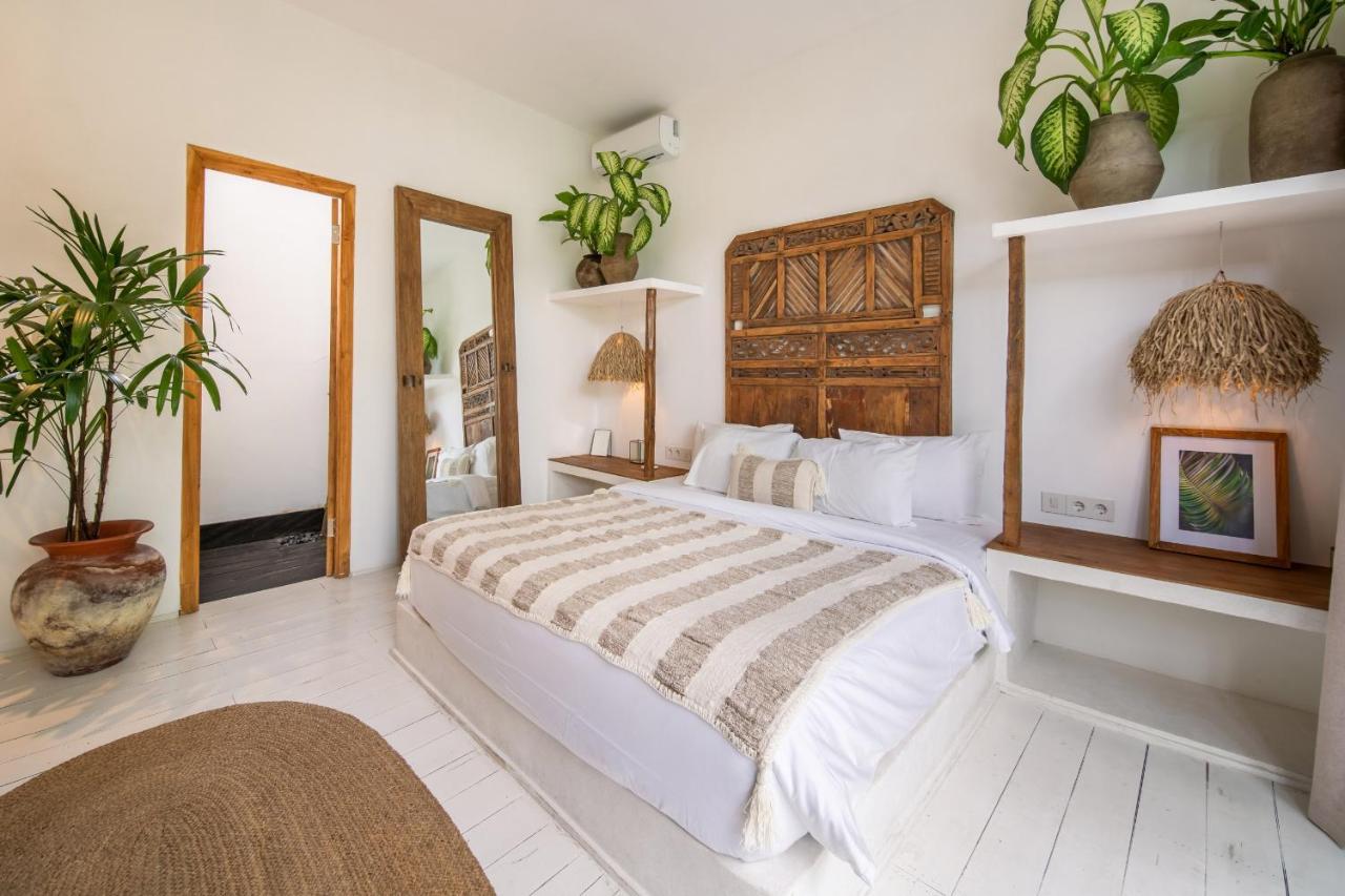 Villa Yogi Surf 2 Canggu Exteriör bild